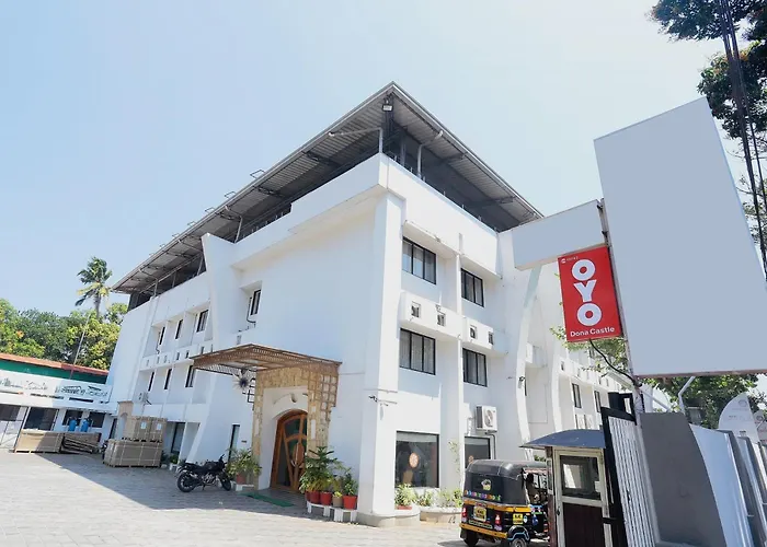Super Townhouse Dona Castle Hotel Kollam