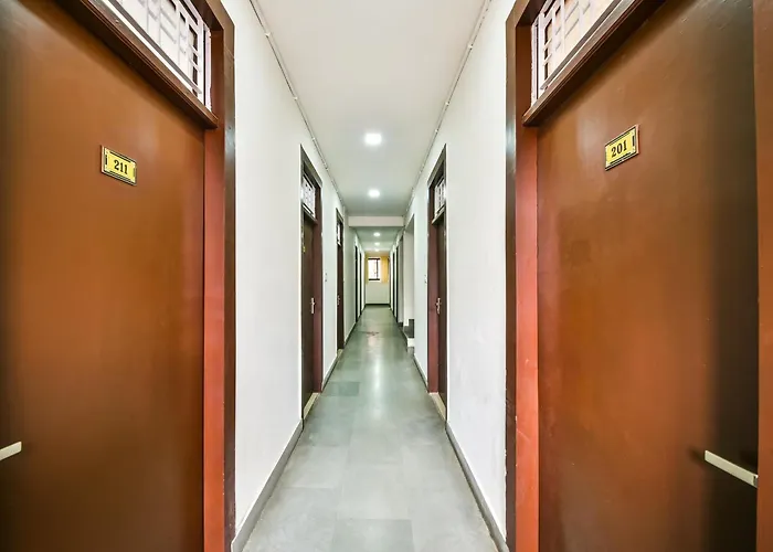 Hotel O Tirupati Residency Kota Airport