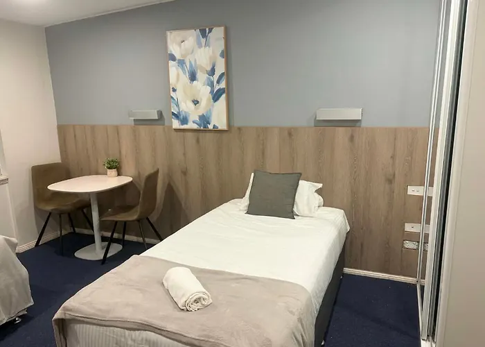 Carlton Suites Goulburn