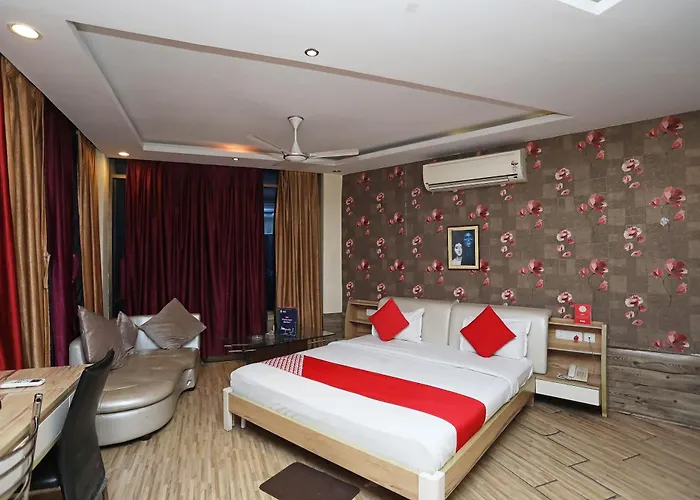 Hotol O River Bay Resort Diamond Harbour