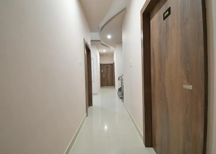 Hotel O Pratap Palace Kota 