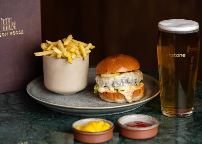 Aragon House Hotel London