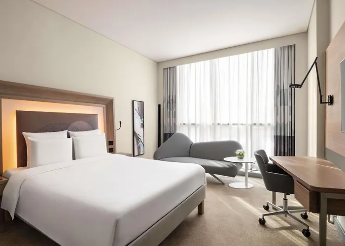 Novotel Bur Dubai - Healthcare City