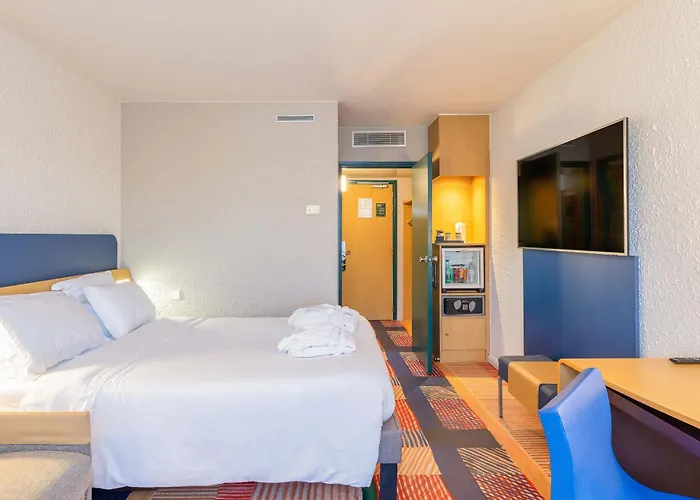 B&B HOTEL Lyon Nord Dardilly