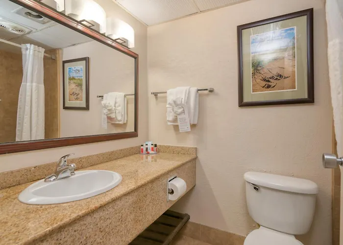 Ramada Plaza By Wyndham Nags Head Oceanfront Hotel Kill Devil Hills