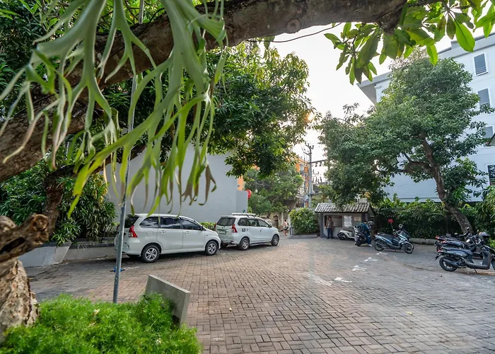 Dewi Sri Hotel Legian