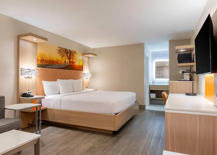 Days Inn By Wyndham Granbury