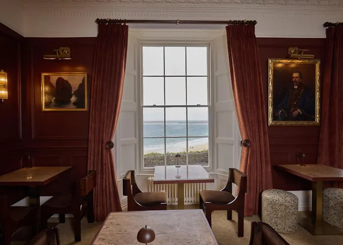 Henry'S, 27 The Terrace Bed & Breakfast St Ives