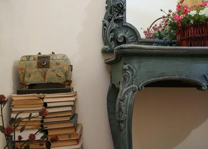 Vintage Art Rooms Tbilisi