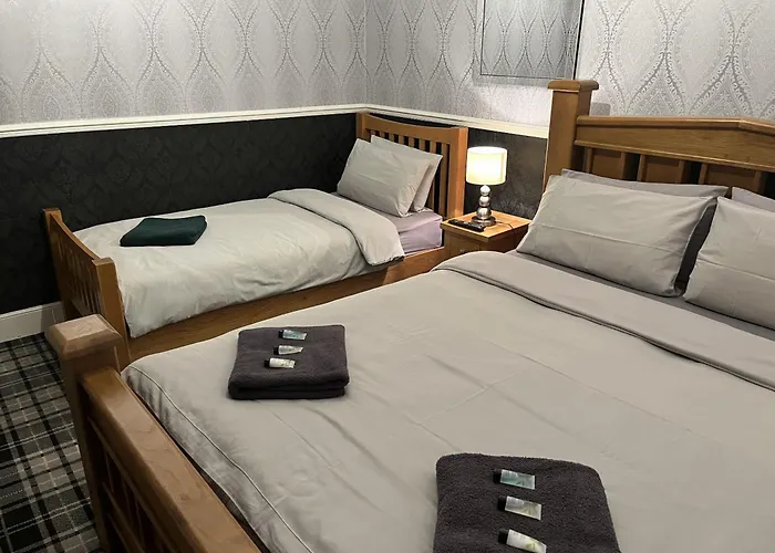 The White Hart Pub And Rooms Cranleigh