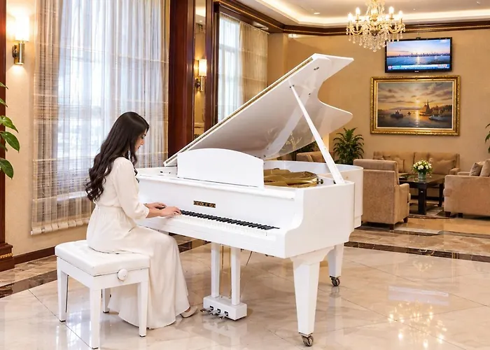 Modern Hotel Bakü