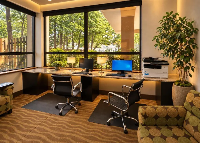 Best Western Plus Richmond Sandston