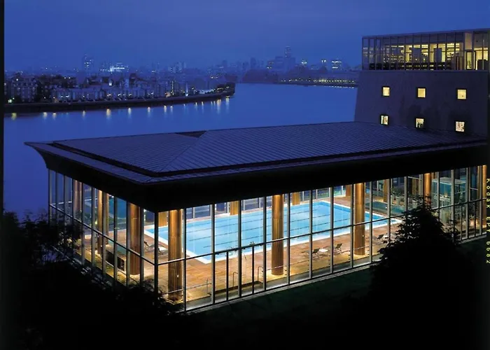 Canary Riverside Plaza Hotel Londen