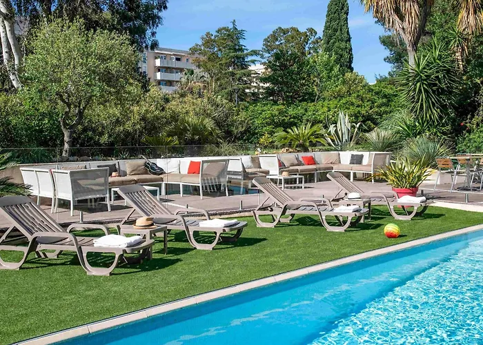 Ibis Hyeres Centre Hotel