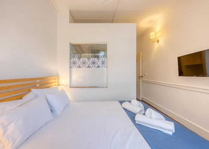 Bed and Breakfast Linha 22 Porto