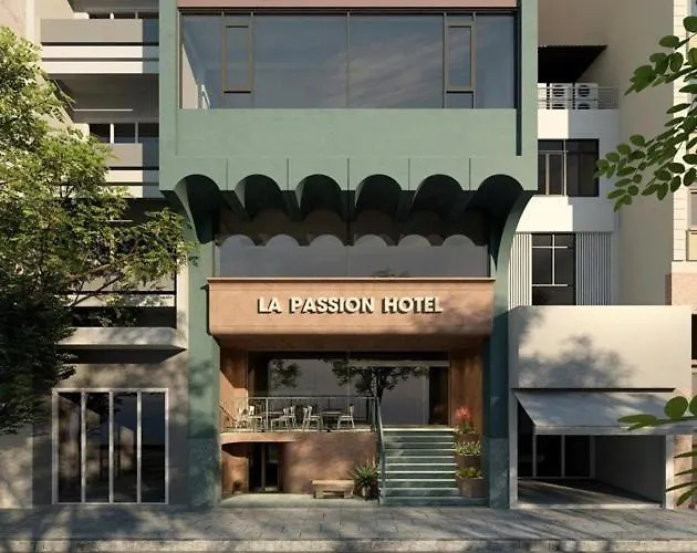 Queen Central Hotel - Ben Thanh Market TP. Hồ Chí Minh