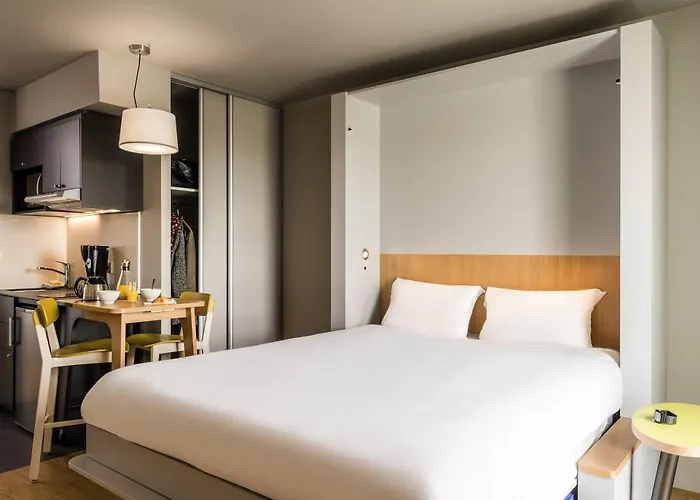 Aparthotel Adagio Access Colombes La Defense