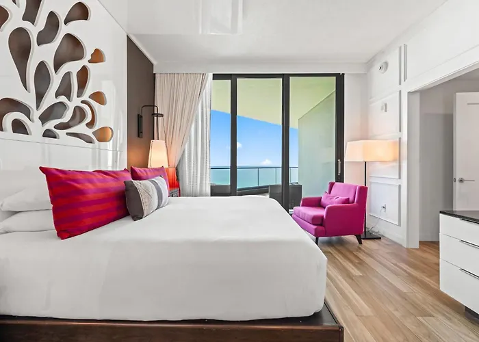 Kimpton Seafire Resort + Spa By Ihg West Bay