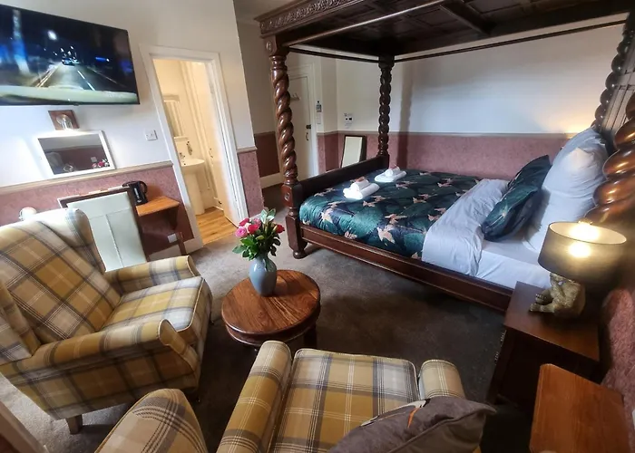 Roy Bridge Hotel Fort William
