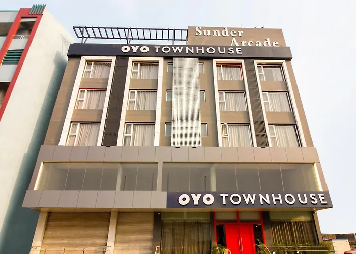 Super Townhouse Moosapet Rcc Prime Hotel Hyderabad