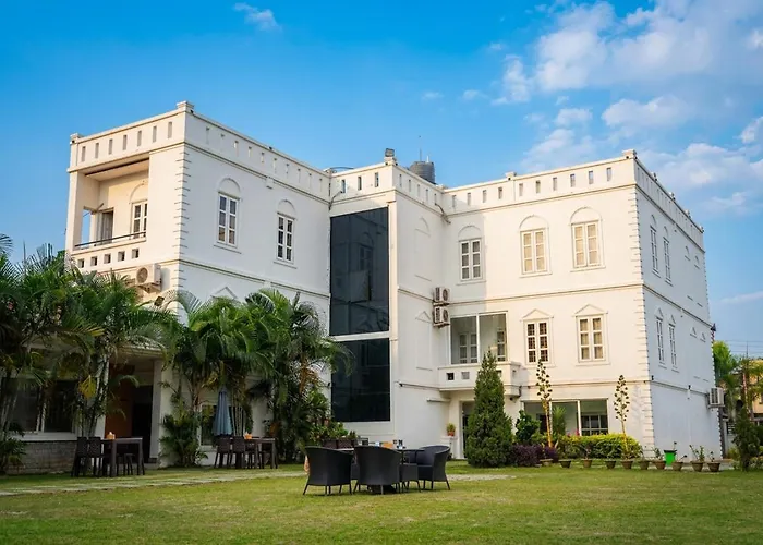Hotel Maden Inn Itahari