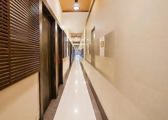 Collection O Kurla Bkc Mumbai Formerly Golden Tulipz