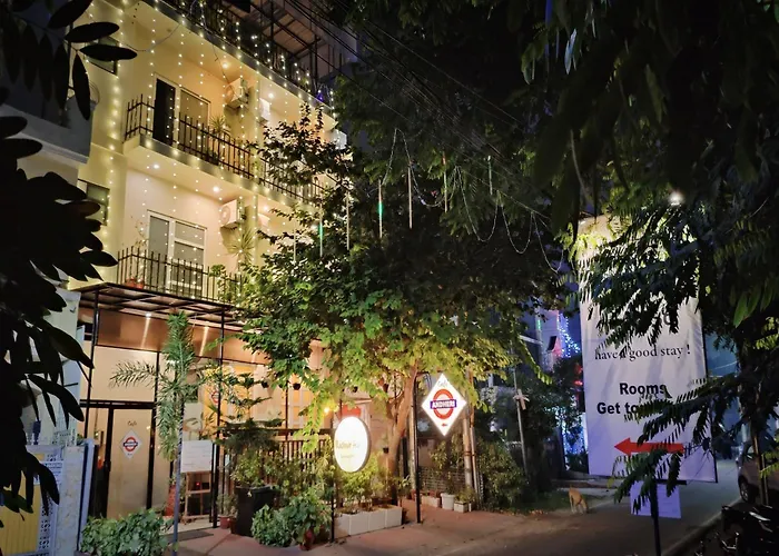 Super Townhouse Kachnar House Vikas Nagar Hotel Lucknow