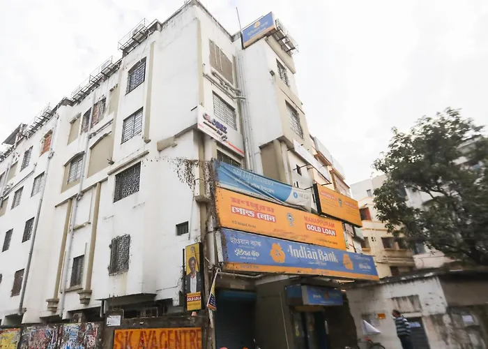 Hotel O Red Velvet Siddhi Vinayak Kolkata