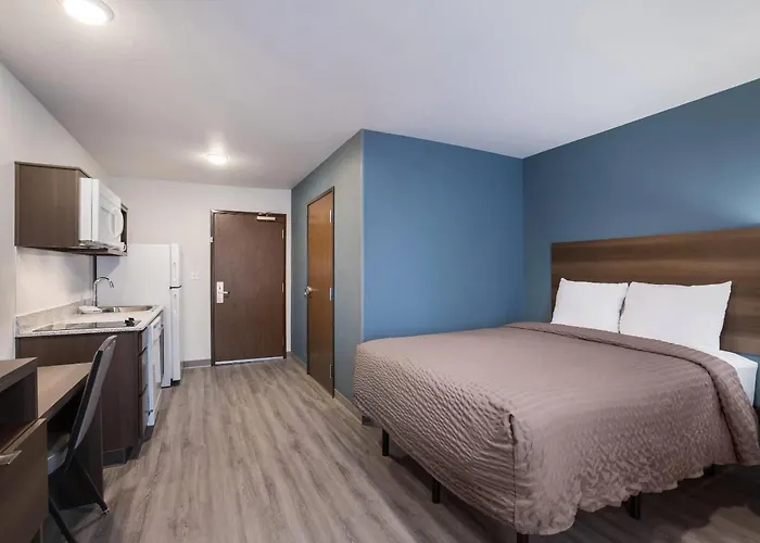 Woodspring Suites Detroit Madison Heights