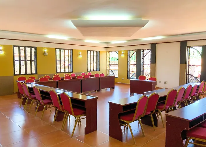 Hendo Hotel Entebbe
