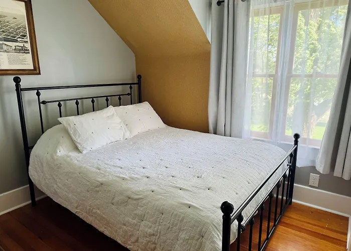 Hudson House Bed And Breakfast Wheatland