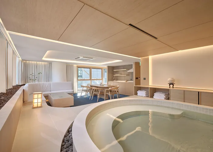 Uh Suite The Gangnam Seoul