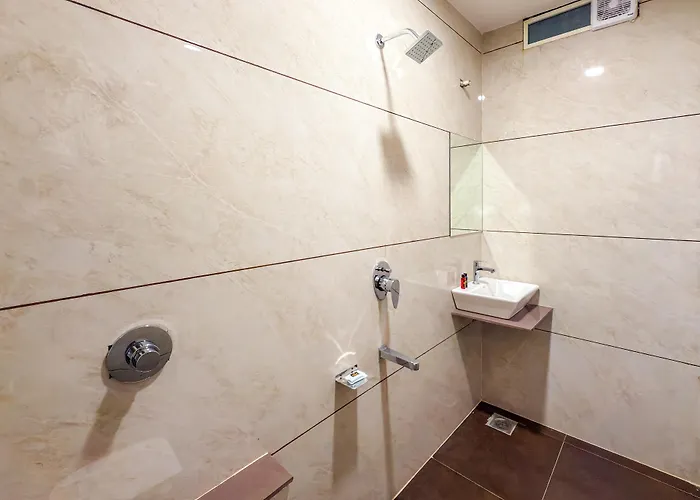 Hotel Anand Ujjain