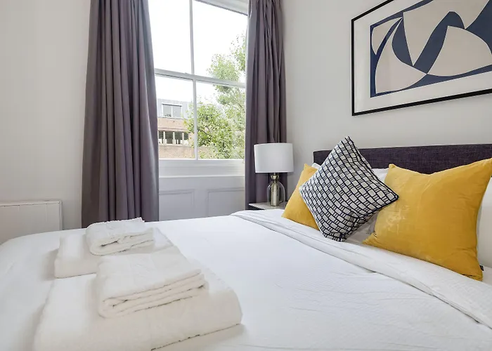 3 Sloane Gardens Aparthotel London
