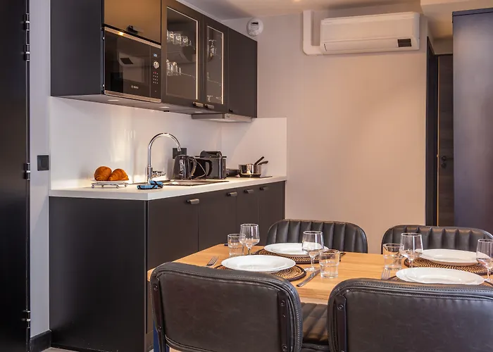 Appart'Hotel East Paris Suite