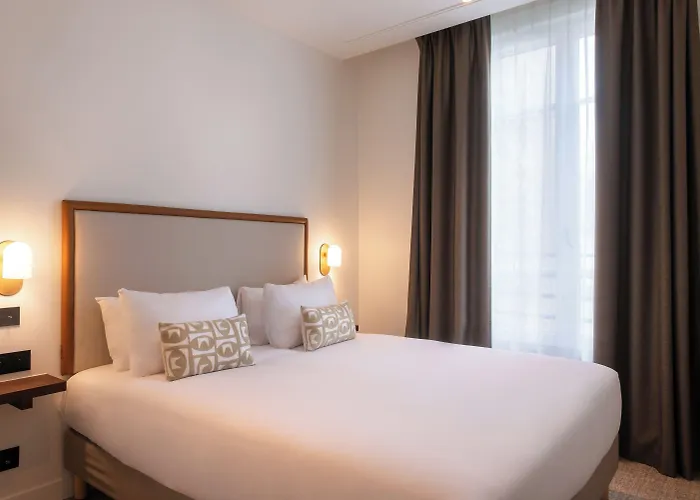 Le Lampika Hotel Parijs