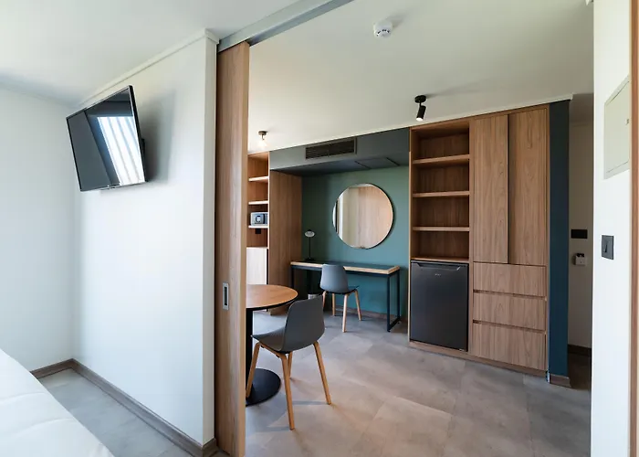 Almasur Providencia Hotel Santiago