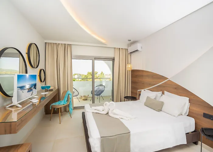 Happy Days Hotel, Adults Only Theológos