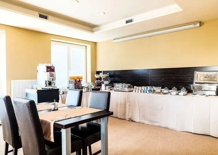 Hotel Comfort With Free Wellness And Fitness Centrum Neutra