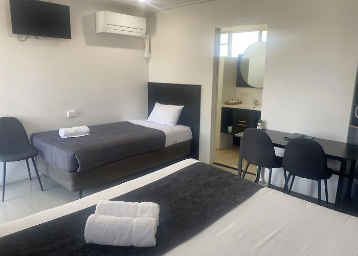 The Seaview Tavern Motel Woolgoolga