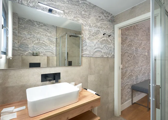 Eleven Apartments Real De La Carreteria, By Homing U Seville