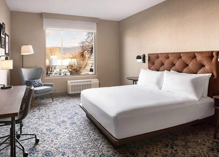 Four Points By Sheraton Penticton At The Convention Centre