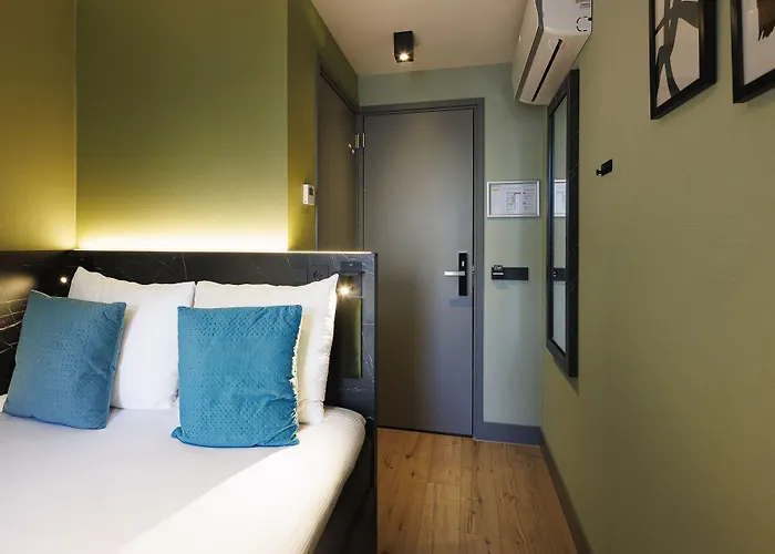 Ciao Papa Hotel Amsterdam Central Station