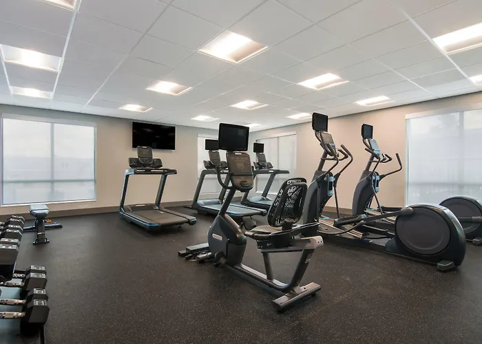Holiday Inn Express & Suites Springdale - Fayetteville Area By Ihg