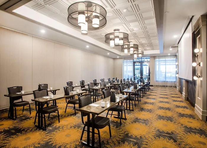 Homewood Suites By Hilton Salina/Downtown, Ks