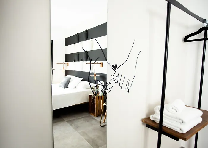 Lukanda Hospec Olehousing Sevilla