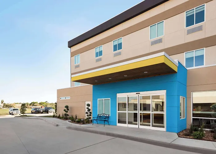 Days Inn By Wyndham Beaumont West I-10 Walden