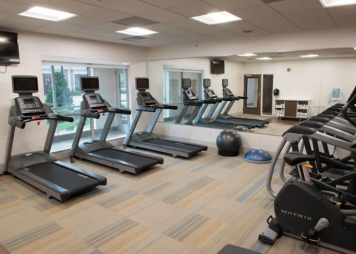 Holiday Inn Express & Suites - Louisville N - Jeffersonville By Ihg