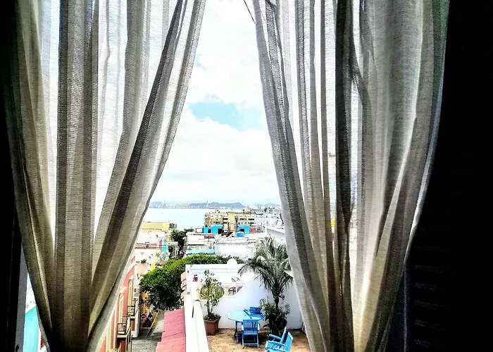 Aparthotel La Capitana Old San Juan Building