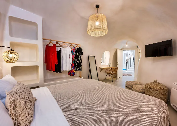 Hill Suites Fira 